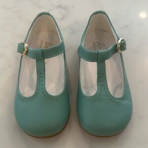La Coqueta green EU size 22 girls t-bar shoes